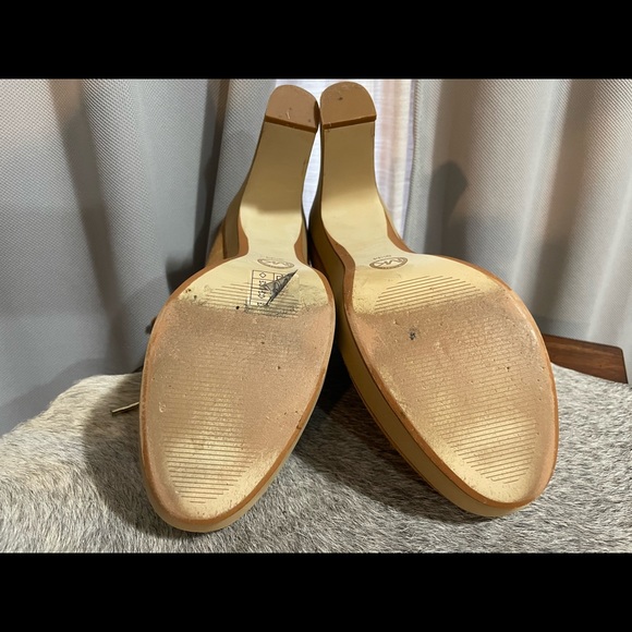 Camel Suede Michael Kors platform boots - Picture 7 of 8